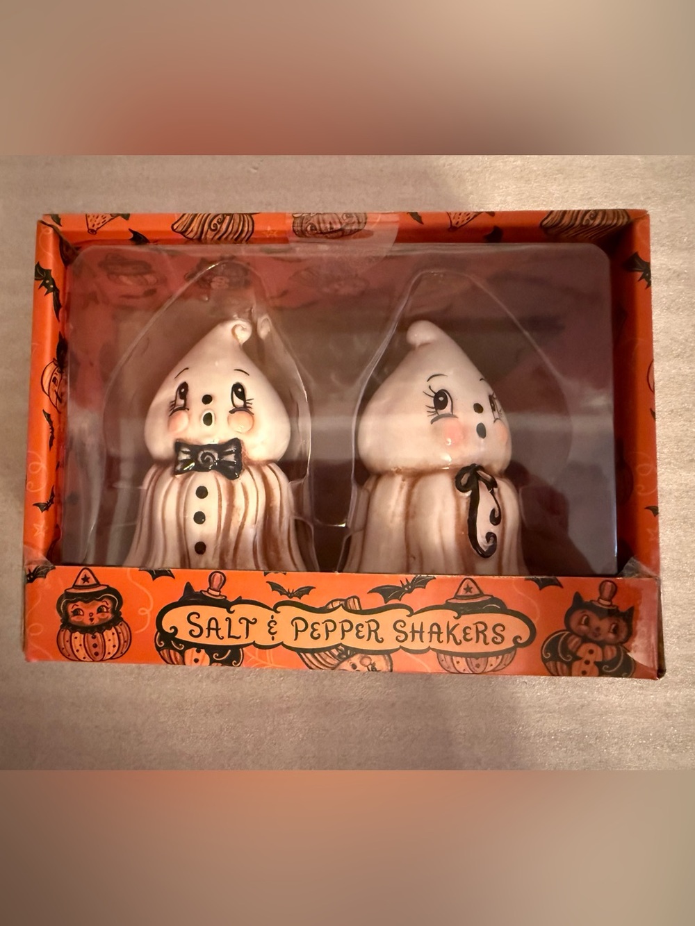 NEW Johanna Parker Ghost Salt & Pepper Shakers